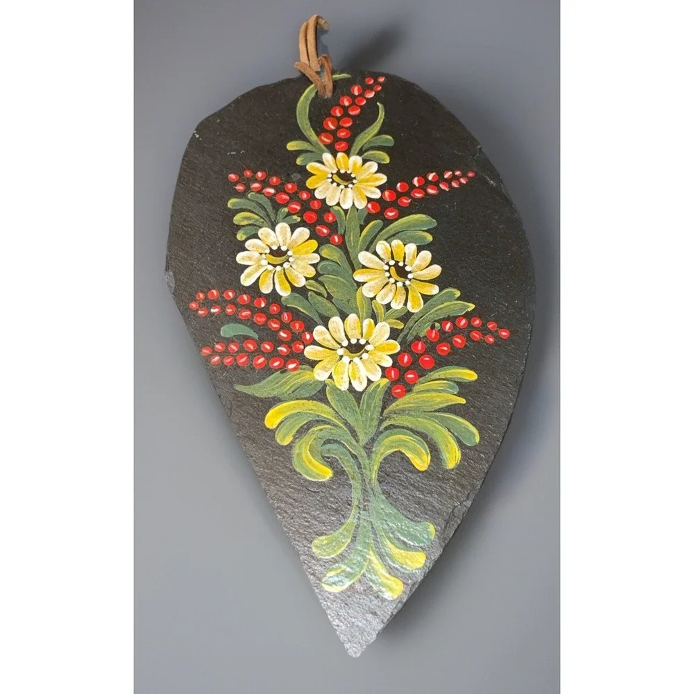 Vintage Hand Painted Slate Floral Plaque Hanging Sign Painted Leather String‎